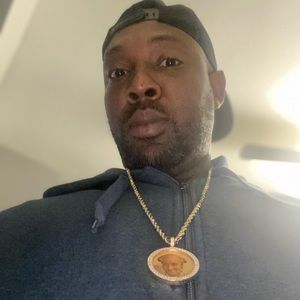 Meet your Posher, Todd